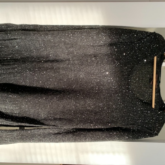 Victor Alfaro Sequin sweater charcoal Gray detachable cowl size Large - Picture 10 of 10